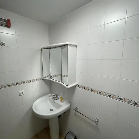 Town Cerca Playa Arenal Apartment *