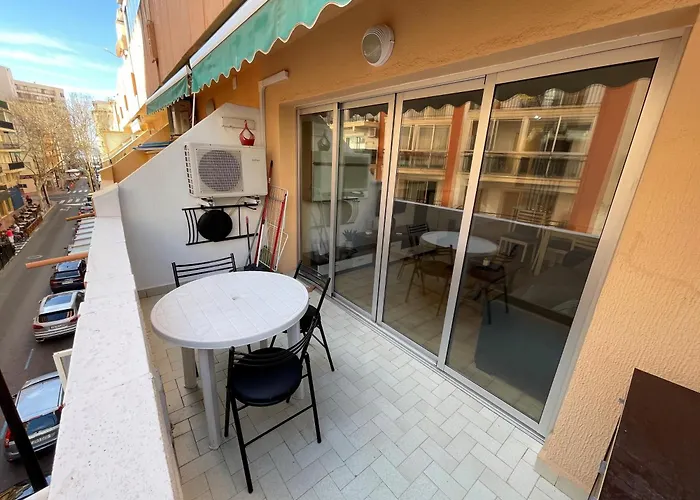 Town Cerca Playa Arenal * 卡尔佩